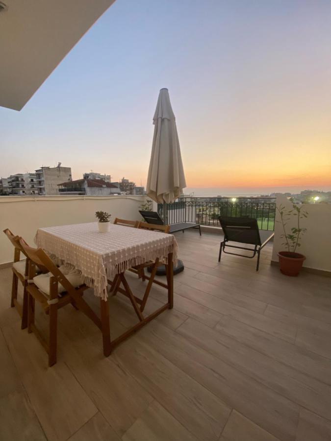Sunset Rooftop Apartment